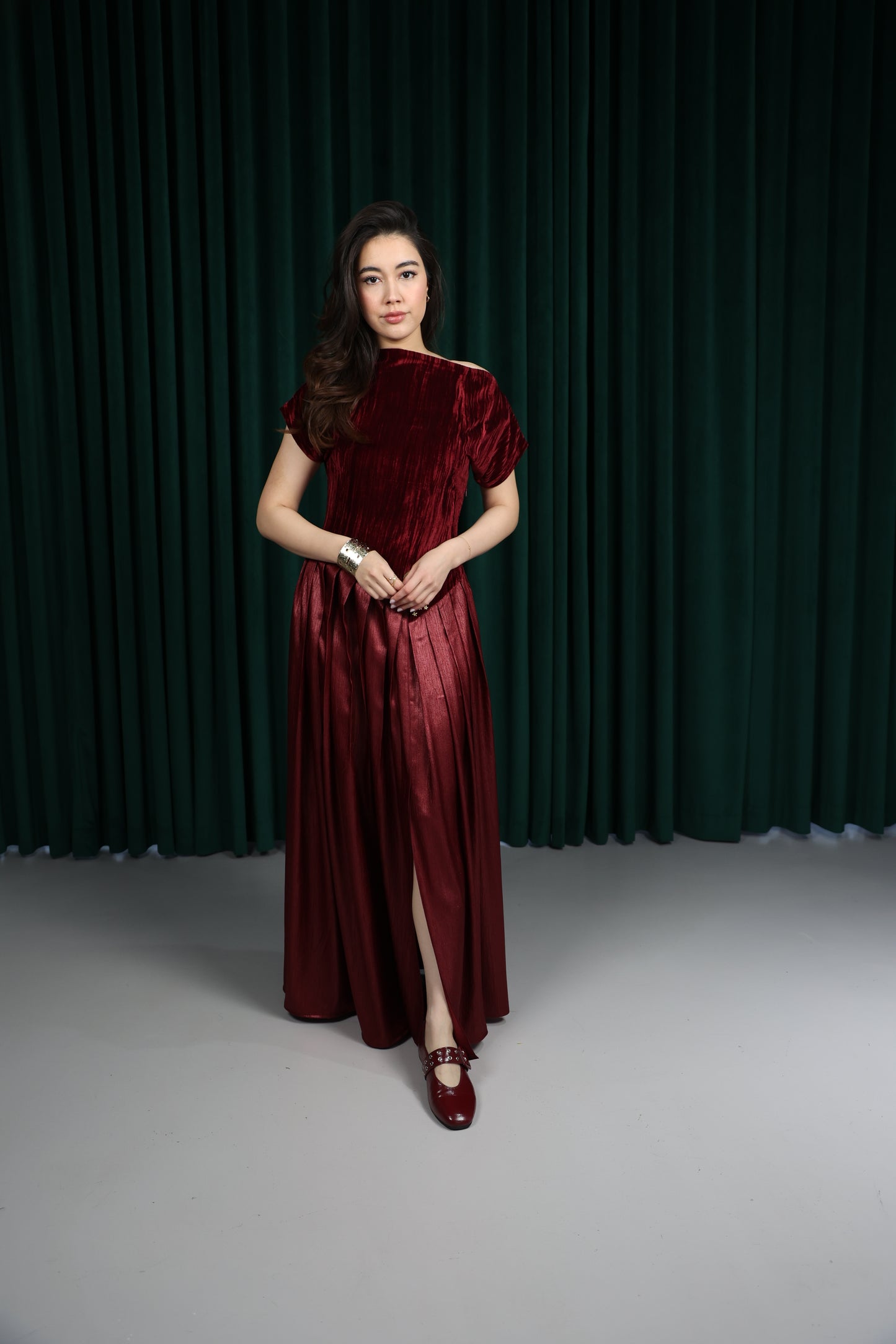 LANA "maroon"
